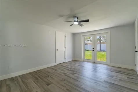 116 85th Avenue St Petersburg FL 33702