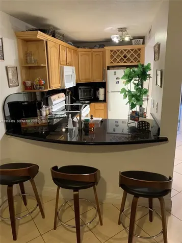 210 SW 11th Street Miami FL 33130