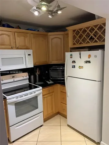 210 SW 11th Street Miami FL 33130