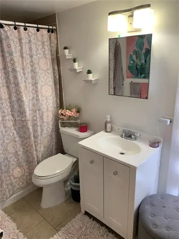 210 SW 11th Street Miami FL 33130