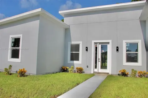 738 SW Harriet Avenue Palm Bay FL 32908