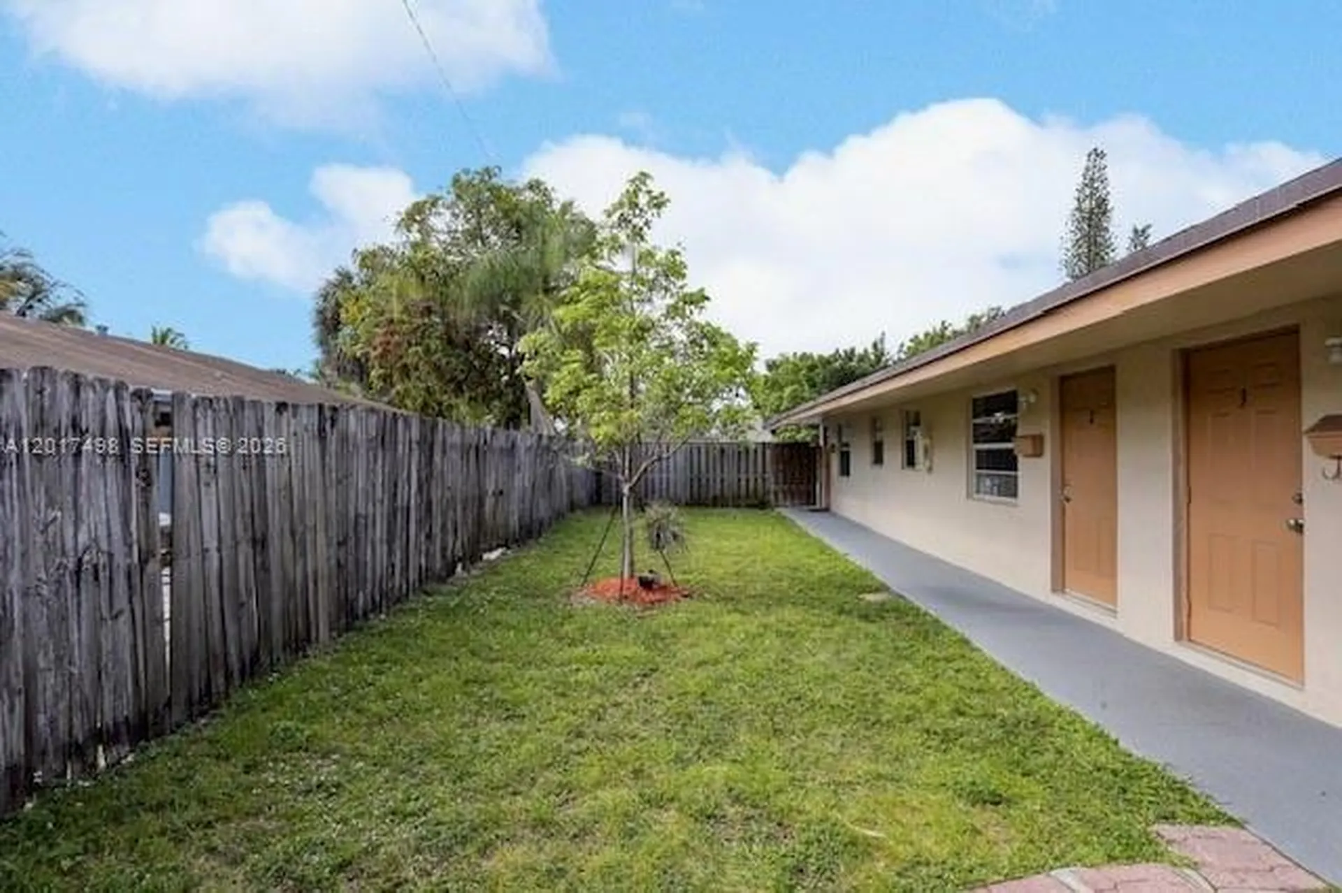 231 SW 8th Court Pompano Beach FL 33060