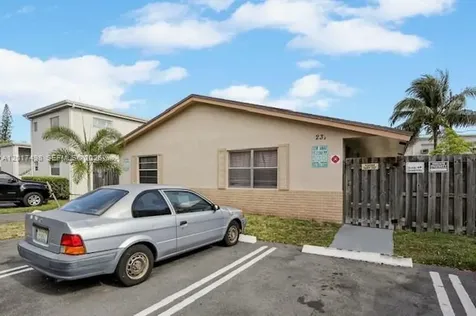 231 SW 8th Court Pompano Beach FL 33060