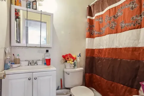 231 SW 8th Court Pompano Beach FL 33060