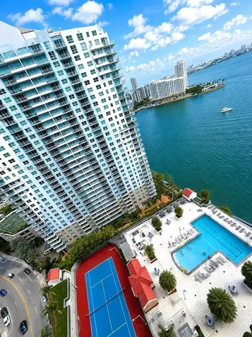 Miami FL 33131