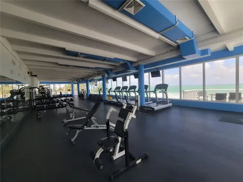 5401 Collins Avenue Miami Beach FL 33140