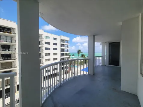 5401 Collins Avenue Miami Beach FL 33140