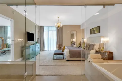 3737 Collins Avenue Miami Beach FL 33140