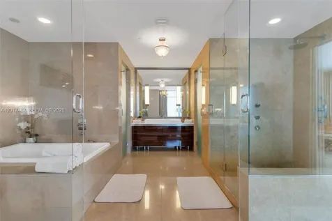 3737 Collins Avenue Miami Beach FL 33140