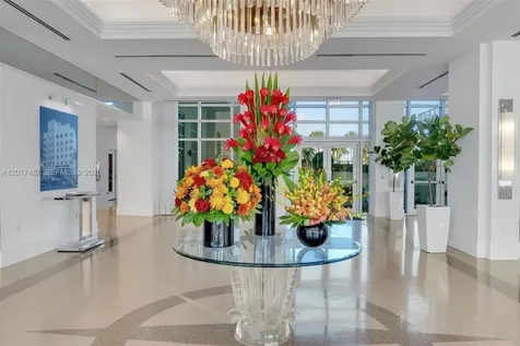 3737 Collins Avenue Miami Beach FL 33140