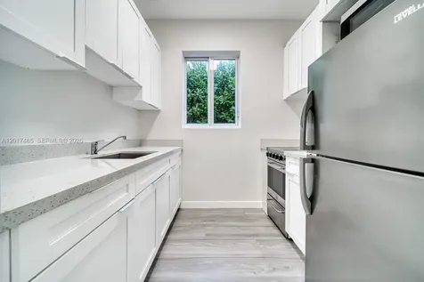 2352 SW 5th Street Miami FL 33135