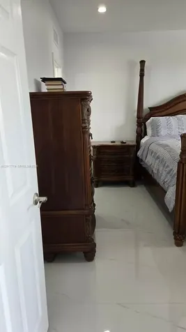 230 SW 117th Terrace Pembroke Pines FL 33025
