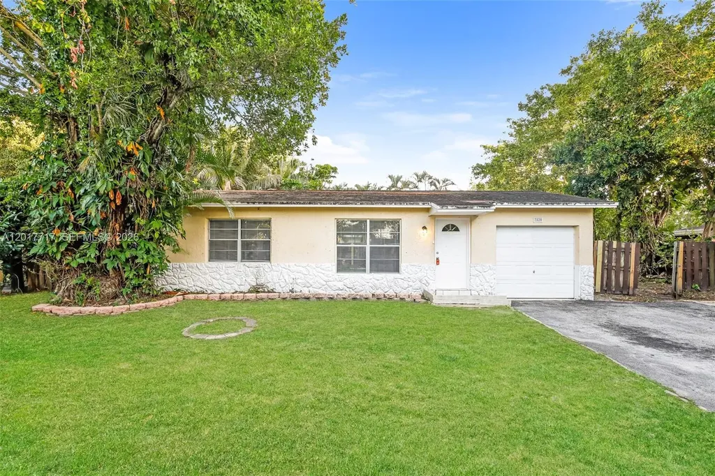 7820 SW 9th Street North Lauderdale FL 33068