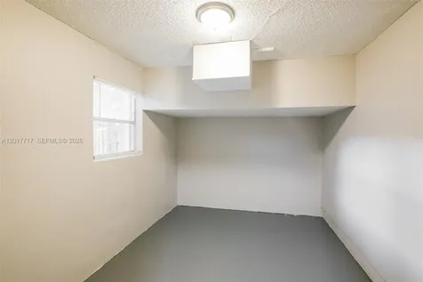 7820 SW 9th Street North Lauderdale FL 33068