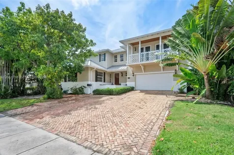 2310 Bayview Lane North Miami FL 33181