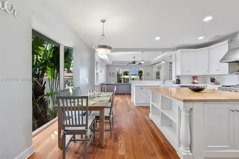 2310 Bayview Lane North Miami FL 33181