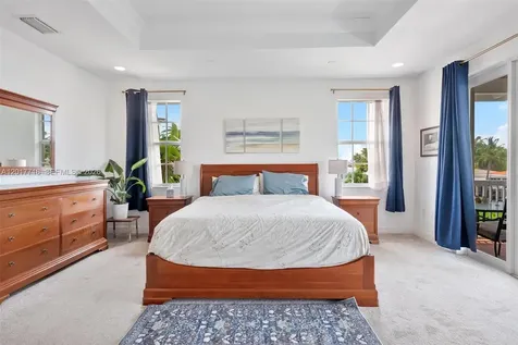 2310 Bayview Lane North Miami FL 33181