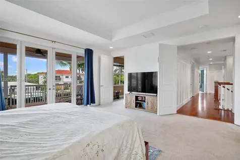 2310 Bayview Lane North Miami FL 33181