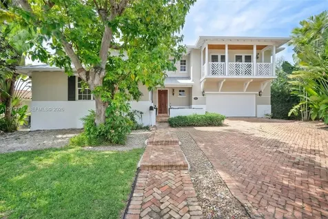 2310 Bayview Lane North Miami FL 33181