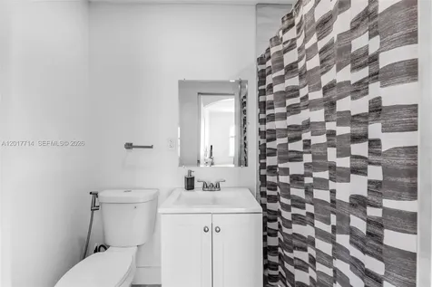 13285 NW 11th Street Miami FL 33182