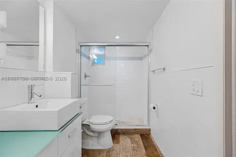 1674 Bay Road Miami Beach FL 33139
