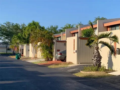 7655 SW 106th Avenue Miami FL 33173