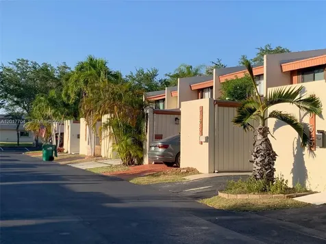 7655 SW 106th Avenue Miami FL 33173