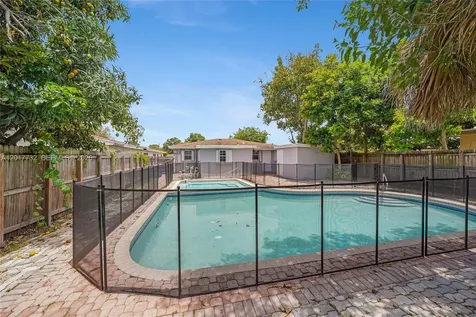 2844 Funston Street Hollywood FL 33020
