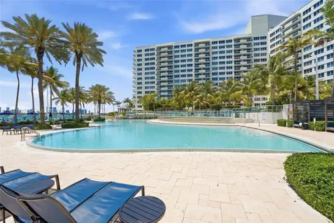 1500 Bay Road Miami Beach FL 33139