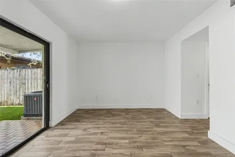 122 SW 56th Avenue Miami FL 33134