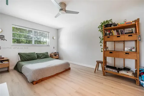 1900 Meridian Avenue Miami Beach FL 33139