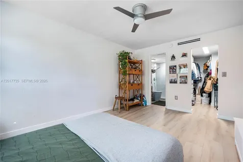 1900 Meridian Avenue Miami Beach FL 33139
