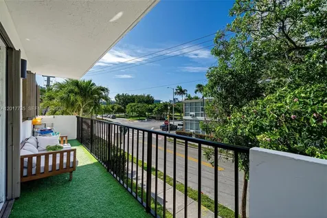 1900 Meridian Avenue Miami Beach FL 33139