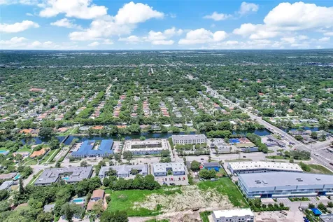 13210 Memorial Highway North Miami FL 33161