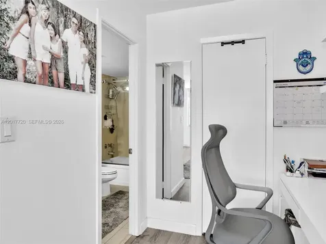 2780 NE 183rd Street Aventura FL 33160