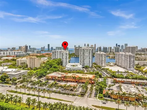 2780 NE 183rd Street Aventura FL 33160
