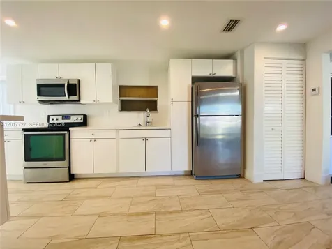 2230 NW 51st Terrace Miami FL 33142