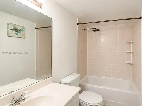 8260 SW 210th Street Cutler Bay FL 33189