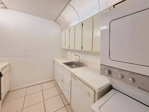8260 SW 210th Street Cutler Bay FL 33189