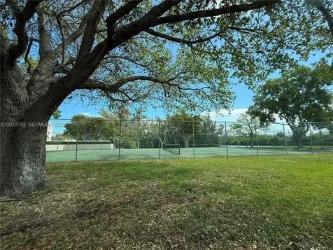 8260 SW 210th Street Cutler Bay FL 33189