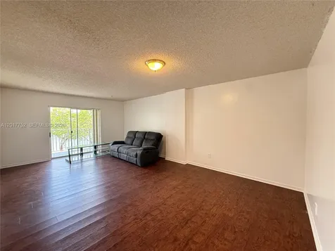8260 SW 210th Street Cutler Bay FL 33189