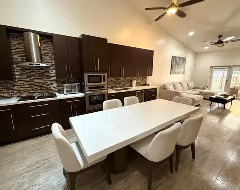 1242 NE 32nd Avenue Homestead FL 33033