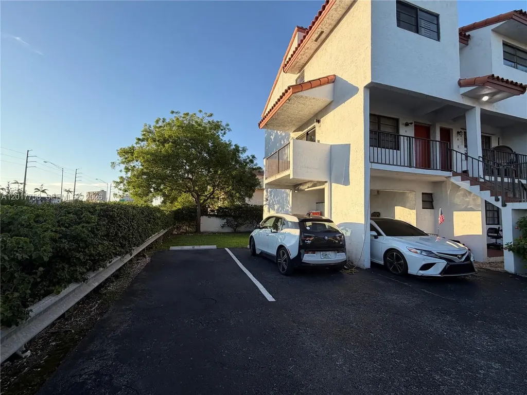 421 Swallow Drive Miami Springs FL 33166
