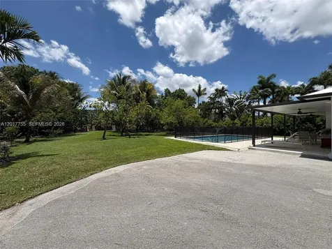220 NW 130th Avenue Miami FL 33182