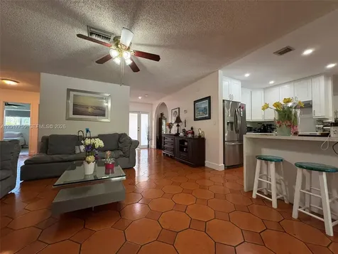 220 NW 130th Avenue Miami FL 33182