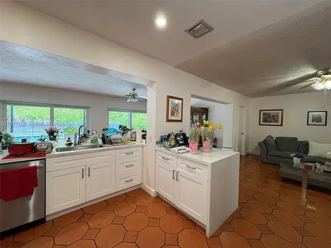 220 NW 130th Avenue Miami FL 33182