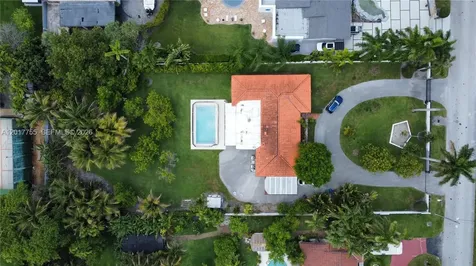 220 NW 130th Avenue Miami FL 33182