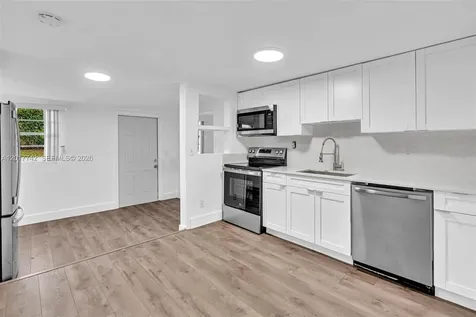 2636 SW 29th Court Miami FL 33133