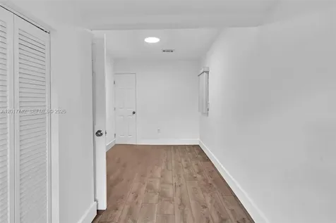 2636 SW 29th Court Miami FL 33133
