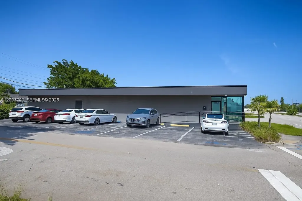 2429 Davie Boulevard Fort Lauderdale FL 33312